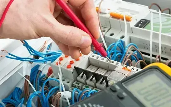 Professional electrician in Finchley